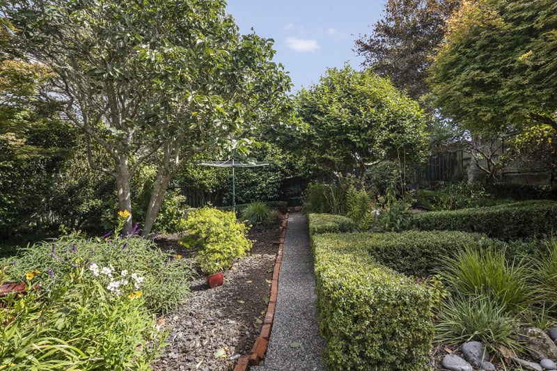 26 Cooper Street, Karori, Wellington - Carousel 2