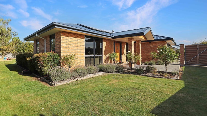 127 Grove Street, Tinwald, Ashburton - Carousel 1