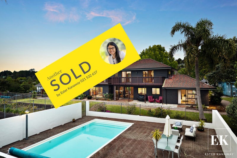 21 Laingfield Terrace, Laingholm, Auckland - Carousel 1