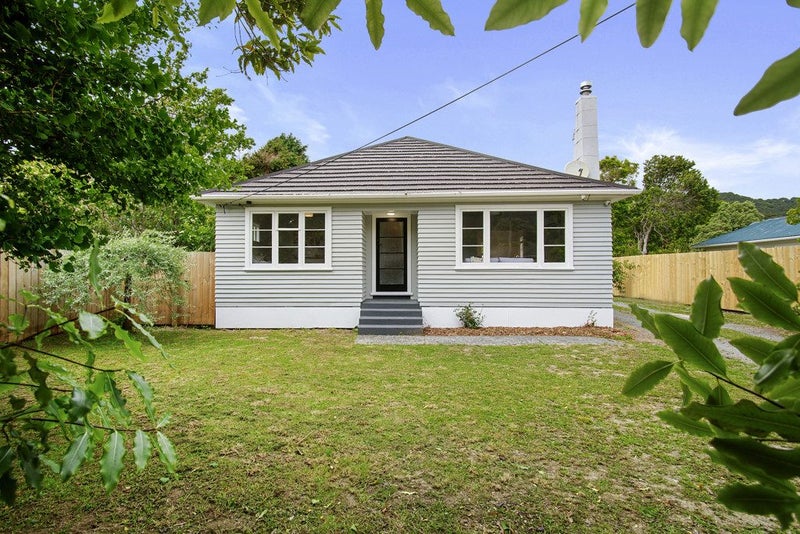 3 Wood Street, Wainuiomata, Lower Hutt - Carousel 2