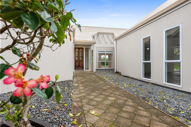 7 Plateau Heights, Mount Maunganui, Mount Maunganui - Carousel 2