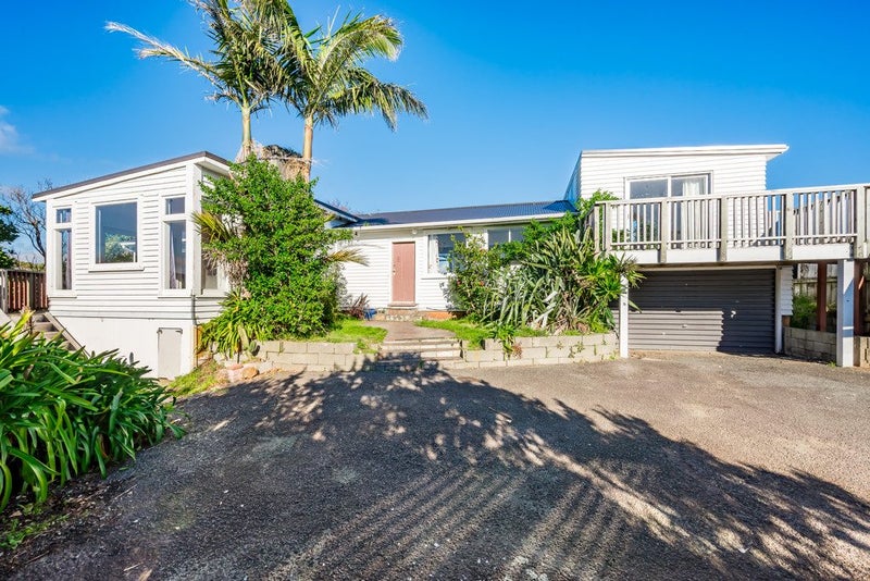 14 Kowhai Grove, Raumati Beach, Paraparaumu - Carousel 1