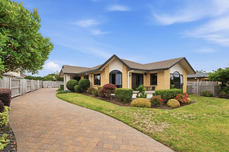 23 Montego Drive, Papamoa Beach, Papamoa - Carousel 1