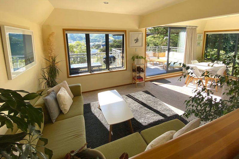 84 Volga Street, Island Bay, Wellington - Carousel 2