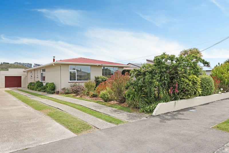 6 Warwick Street, Oamaru North, Oamaru - Carousel 1