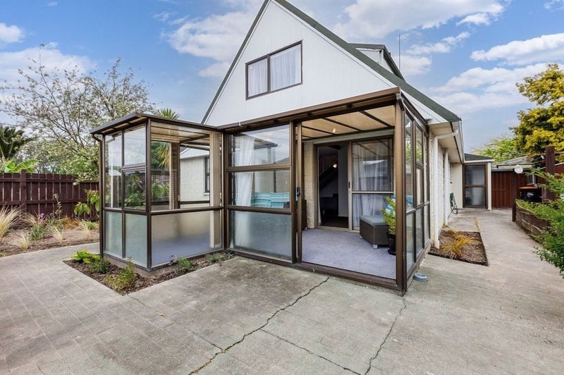 6 Jarrett Court, Roslyn, Palmerston North - Carousel 1