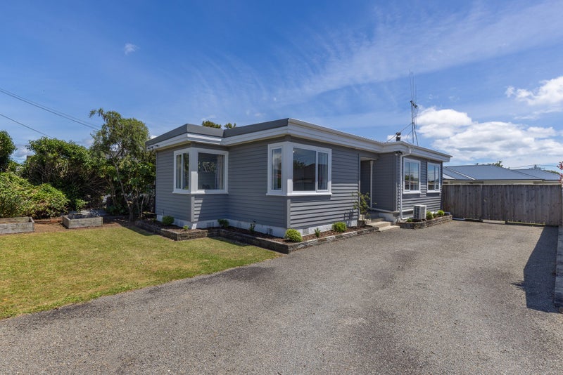 93 Bartholomew Road, Levin, Levin - Carousel 1