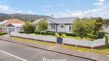 2 Ropata Crescent, Boulcott, Lower Hutt - Carousel 1