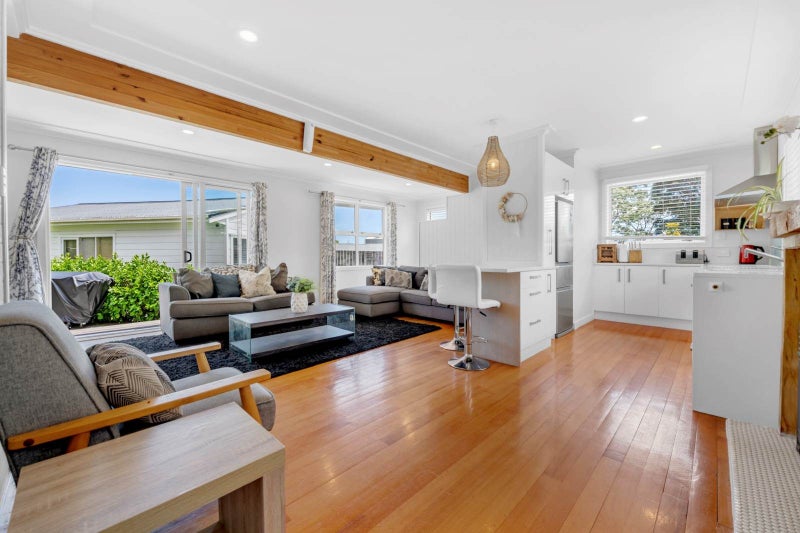 34 Bell Road, Beachlands, Auckland - Carousel 2