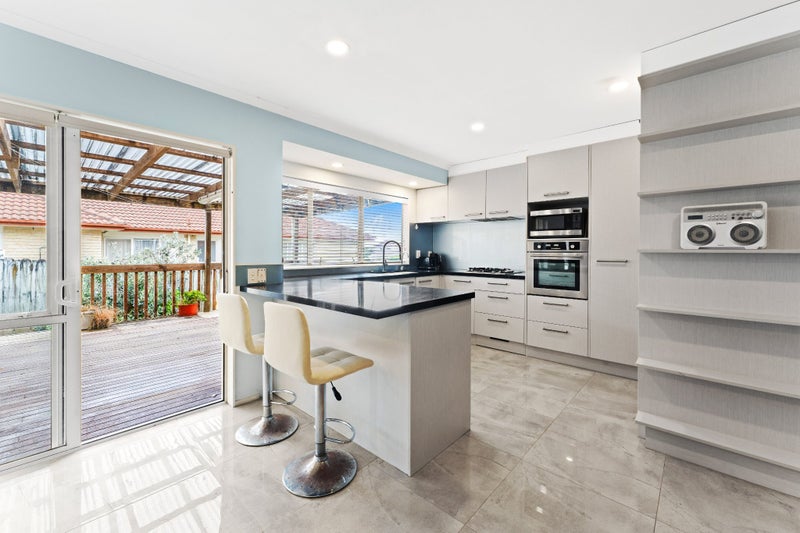 196 Botany Road, Botany Downs, Auckland - Carousel 2