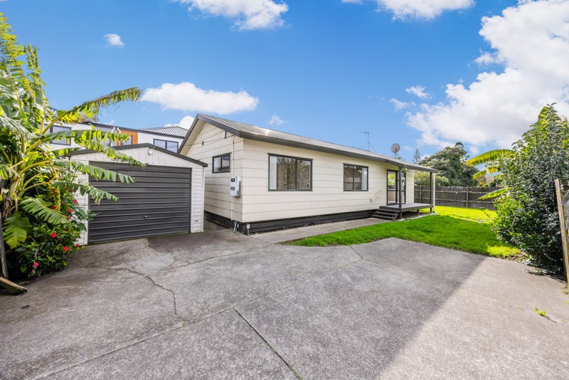 19B Tennessee Avenue, Mangere East, Auckland - Carousel 1