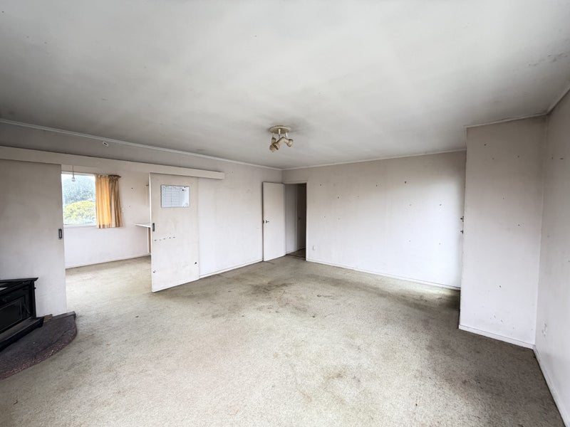 291 Sunset Road, Sunnynook, Auckland - Carousel 15