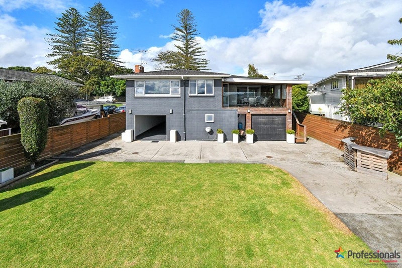 54 Church Road, Mangere Bridge, Auckland - Carousel 1