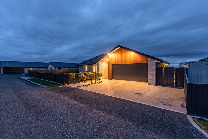 32 Lindsay Way, Grasmere, Invercargill - Carousel 50