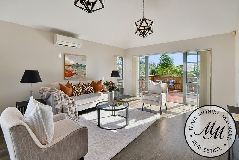 3 Ribbonwood Crescent, Goodwood Heights, Auckland - Carousel 2