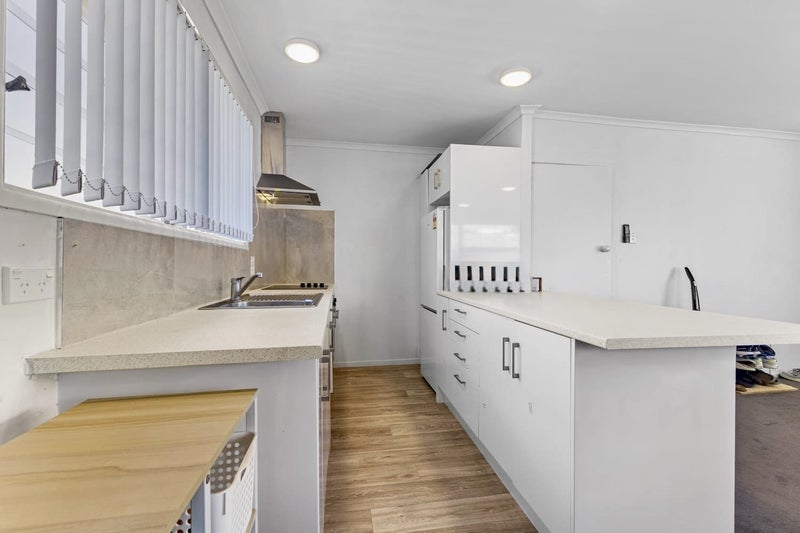 3A Zurich Place, Weymouth, Manukau City, Auckland - Carousel 2