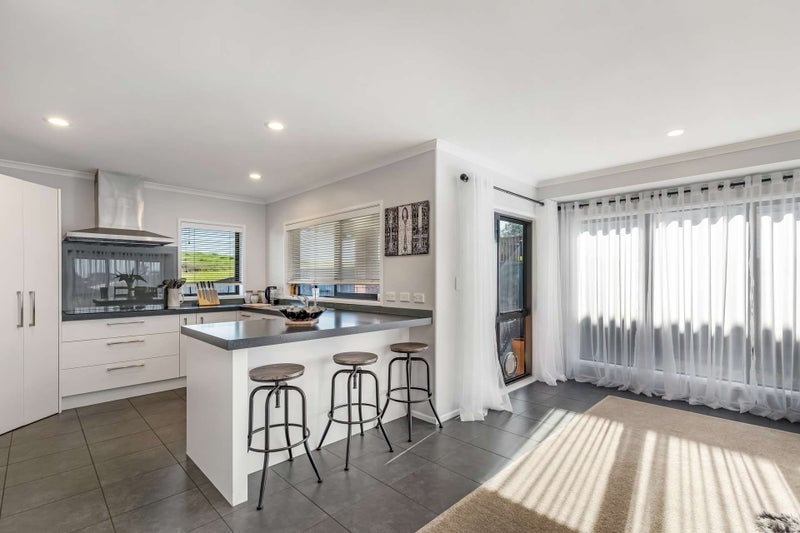 21 Omega Place, Coastlands, Whakatane - Carousel 2