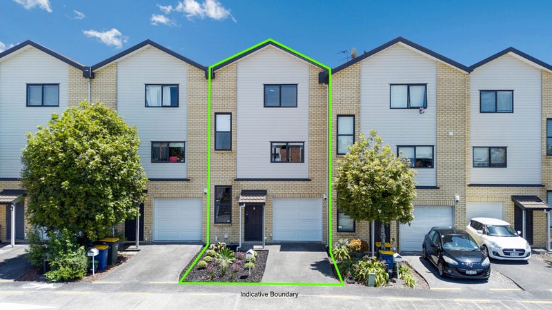 209/172 Mcleod Road, Te Atatu South, Auckland - Carousel 1