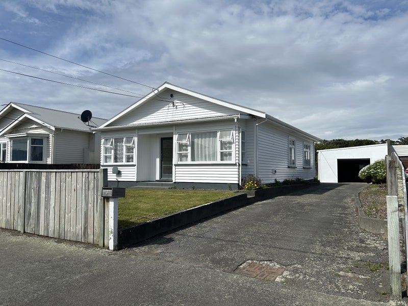 12 Ellesmere Avenue, Miramar, Wellington - Carousel 1