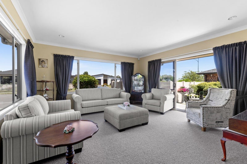 75 Russell Robertson Drive, Havelock North, Havelock North - Carousel 2