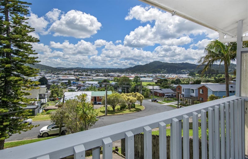 37 Raewyn Street, Morningside, Whangarei - Carousel 2