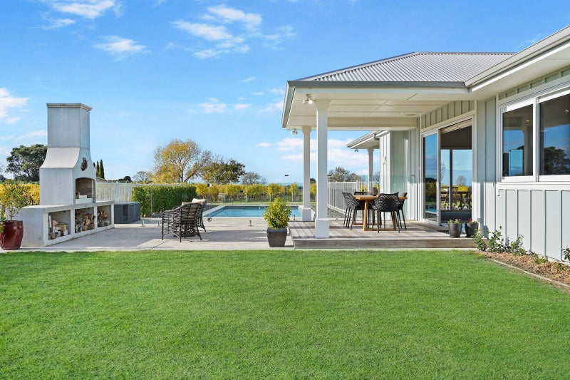 34 Side Road, Hastings - Carousel 2