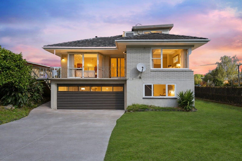 123 Mahoe Street, Melville, Hamilton - Carousel 1