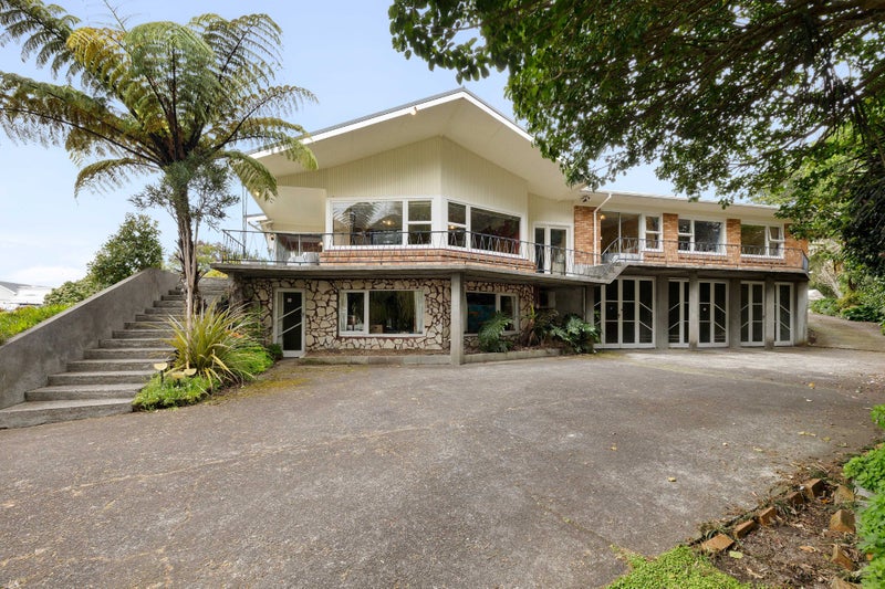 329 Devon Street West, New Plymouth, New Plymouth - Carousel 2