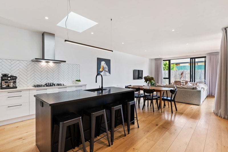 442A West Coast Road, Glen Eden, Auckland - Carousel 2