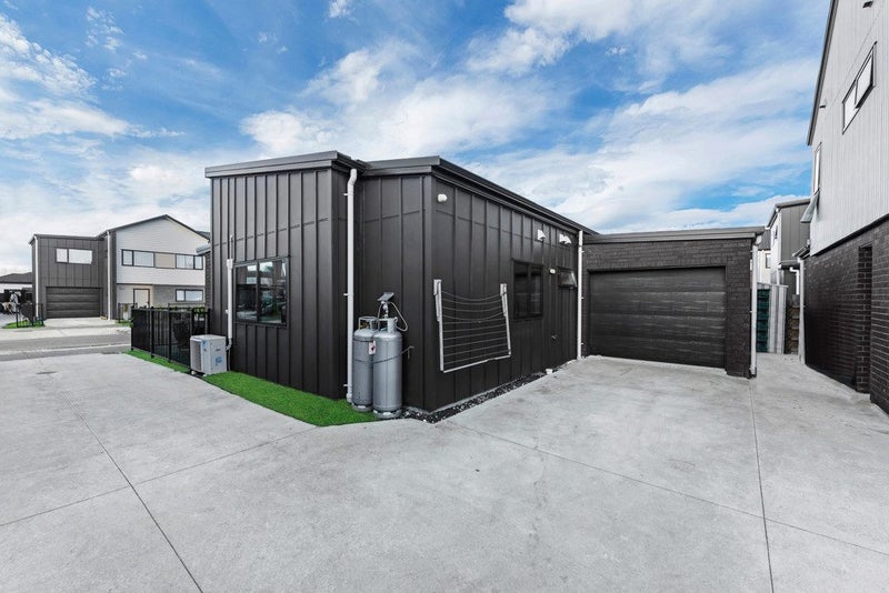 69 Black Beech Crescent, Takanini, Auckland - Carousel 10