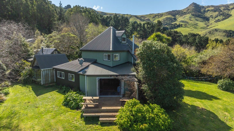 196A Okains Bay Road, Robinsons Bay, Akaroa - Carousel 2