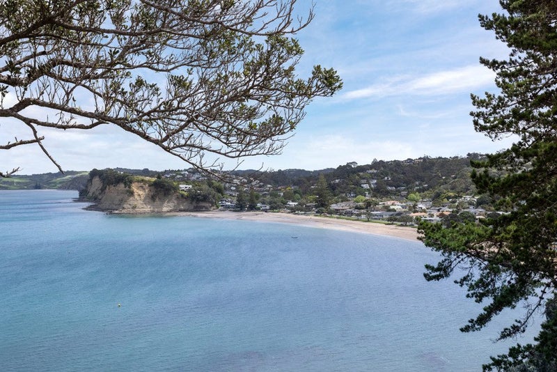 787 Whangaparaoa Road, Manly, Whangaparaoa - Carousel 2