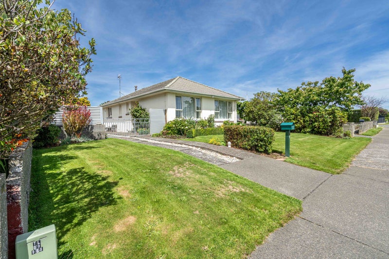 53 Adamson Crescent, Glengarry, Invercargill - Carousel 1