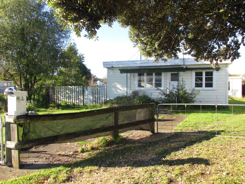 7 Victoria Avenue, Wairoa, Wairoa - Carousel 2