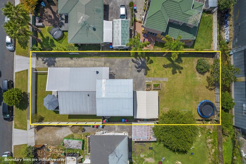 20 Howard Hunter Avenue, Saint Johns, Auckland - Carousel 2