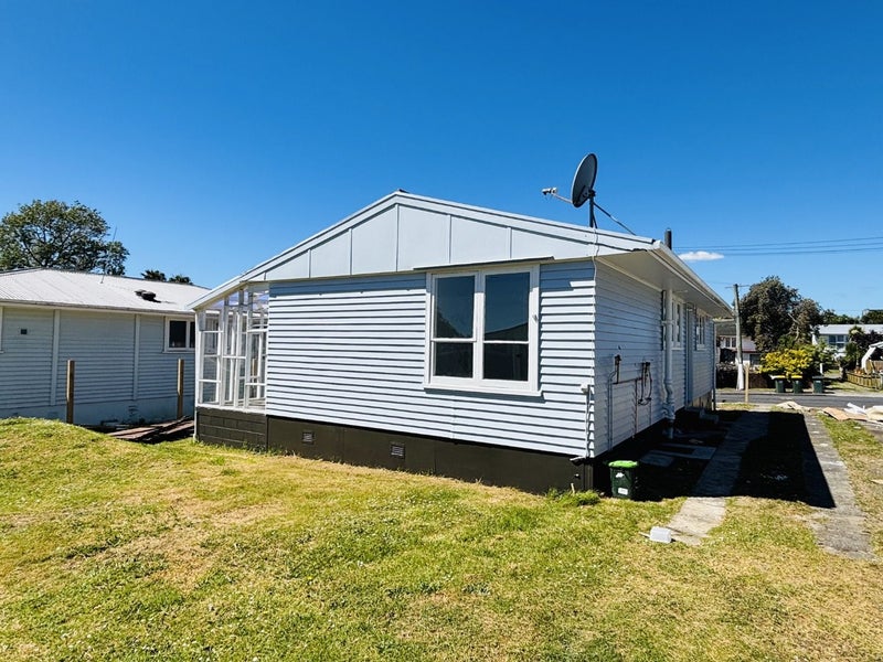 52 Watts Road, Manurewa, Auckland - Carousel 2