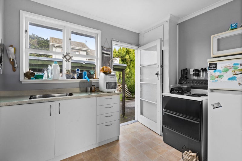 133A Taradale Road, Pirimai, Napier - Carousel 15