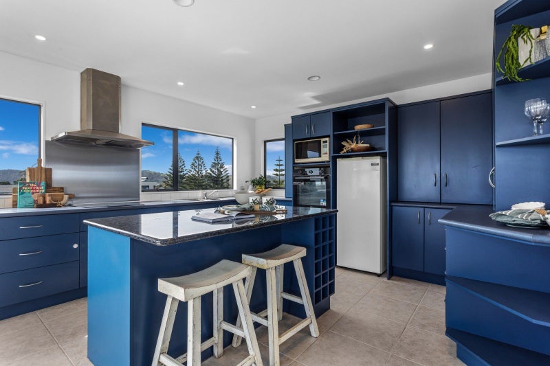 11 Island View Heights, Coastlands, Whakatāne - Carousel 2