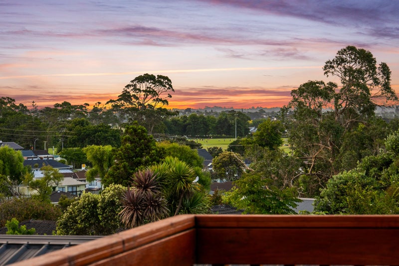 11 Seakens Way, Glen Eden, Auckland - Carousel 22