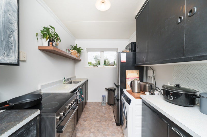 2B Martin Street, Palmerston North, Palmerston North - Carousel 2