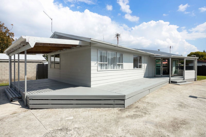 53 Karen Crescent, Dinsdale, Hamilton, Waikato - Carousel 1