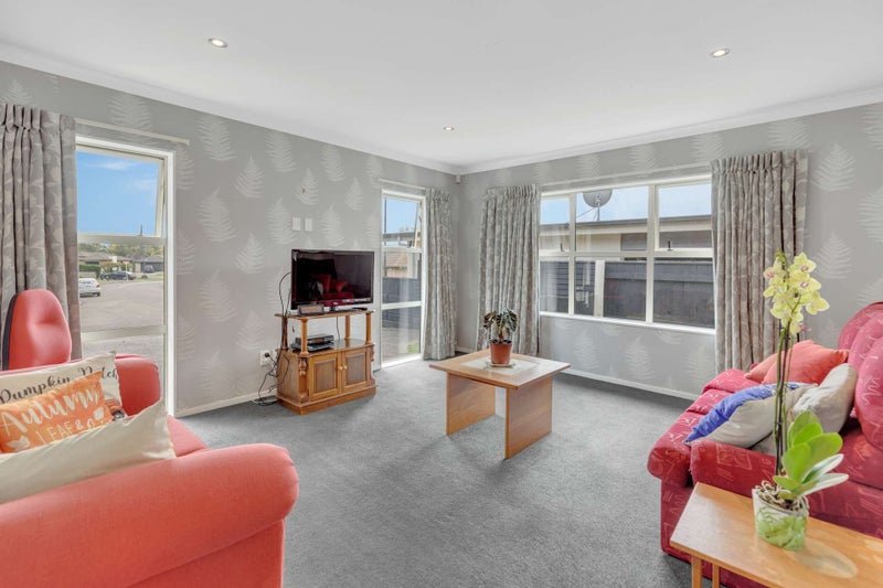 12 Ruru Place, Levin, Levin - Carousel 2