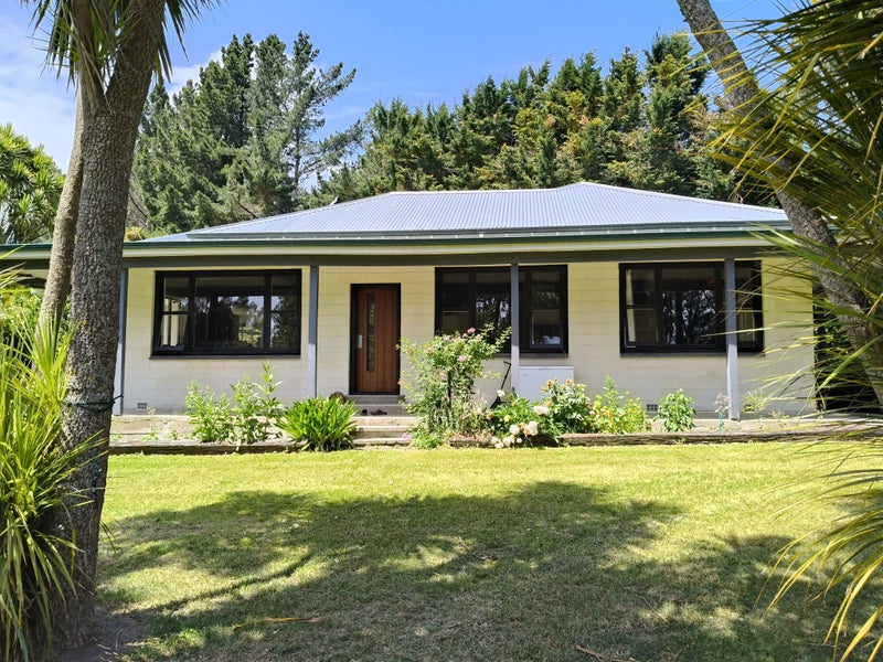 130 Maudes Road, Deborah, Oamaru - Carousel 1