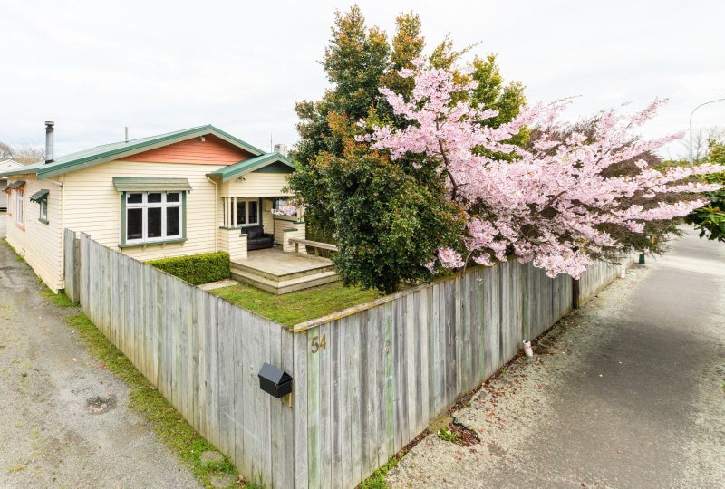 54 Roy Street, Palmerston North, Palmerston North - Carousel 14