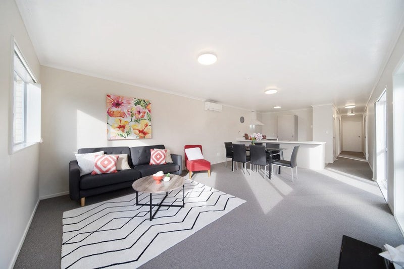69 Tilberg Street, Favona, Auckland - Carousel 2