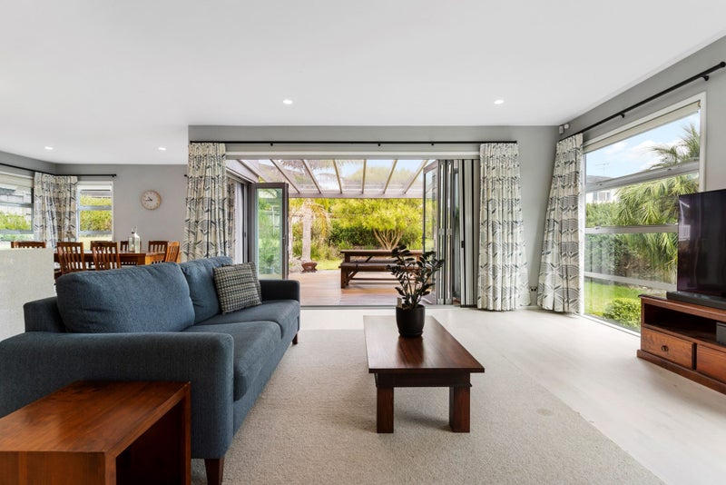 46 Constellation Avenue, Beachlands, Auckland - Carousel 2