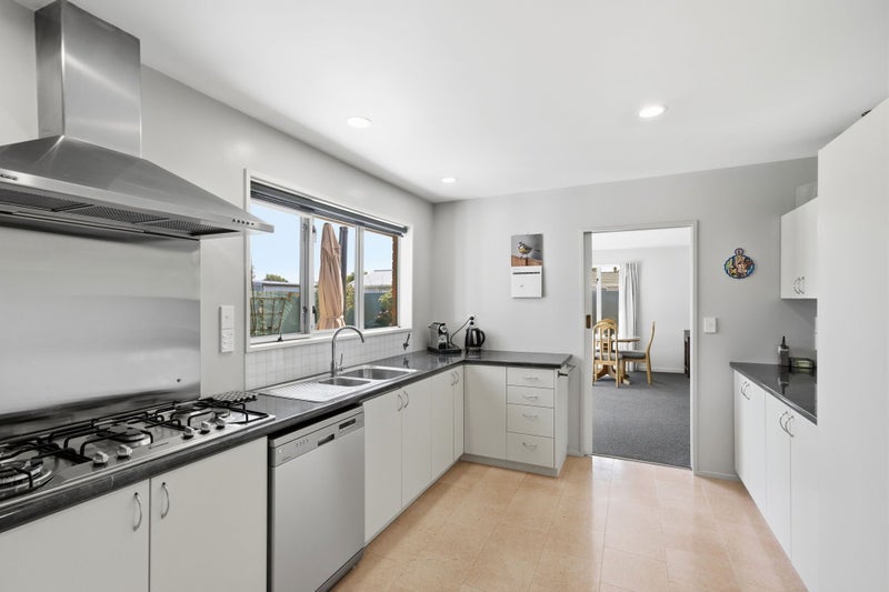 2/40 Hare Street, Ilam, Christchurch - Carousel 2