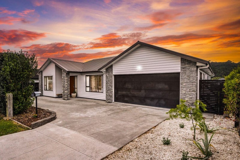 202 Matua Road, Kumeu, Kumeu - Carousel 1