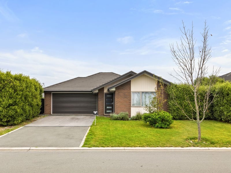 12 Charlbury Drive, Rolleston, Rolleston - Carousel 1