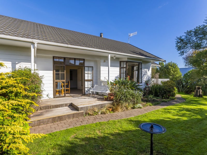 69 Amohia Street, Paraparaumu - Carousel 2